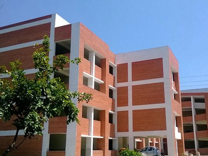 IIM Amritsar - Programmes Offered, Fee Structure, Admission Process @byjus